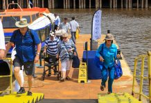 Navio com 1,2 mil turistas chega a Manaus e abre Temporada de Cruzeiros