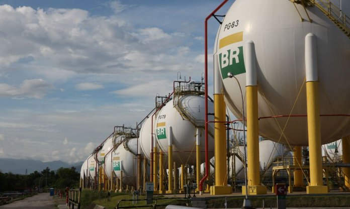 Preços de venda de gás natural têm redução a partir de hoje