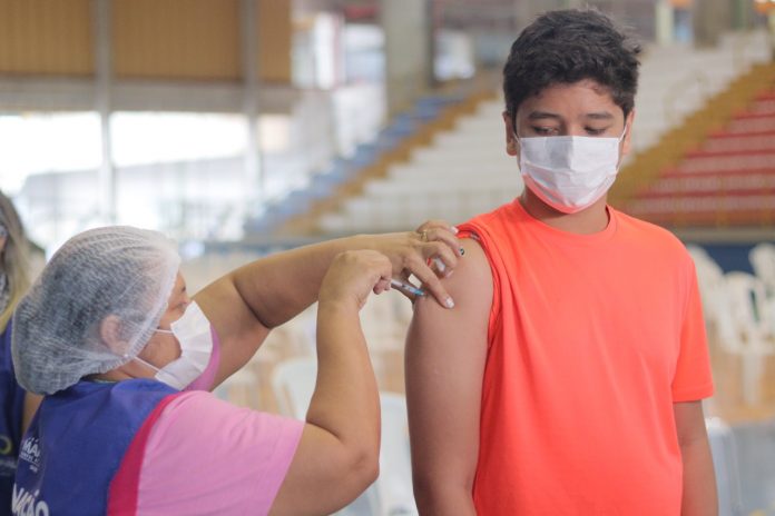 Manaus terá 75 pontos de vacinação contra a covid-19 a partir de amanhã