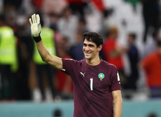 Goleiro brilha nos pênaltis e Marrocos elimina a Espanha da Copa