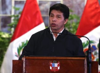 Presidente do Peru anuncia dissolução do Congresso e 'governo de exceção'