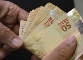 Salário mínimo será de R$ 1.302 a partir do dia 1º de janeiro