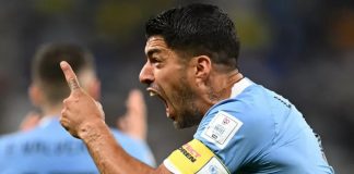 Uruguai bate Gana, mas fica fora das oitavas da Copa do Mundo
