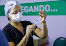 Mais de 22 mil doses de vacina contra a covid-19 chegam ao Amazonas