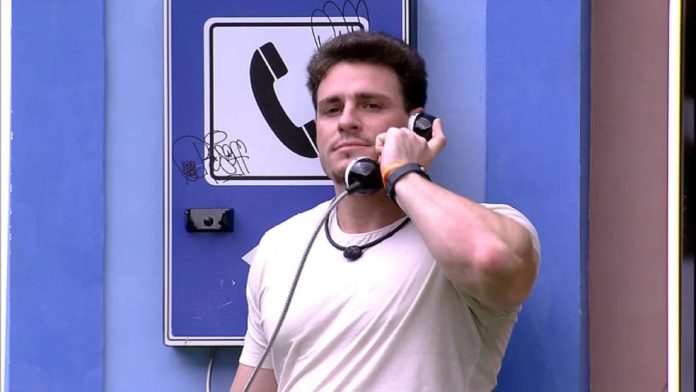BBB23: Gustavo atende Big Fone e está no paredão; brother indica mais um