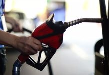 Petrobras anuncia redução de 8,8% no preço do diesel para distribuidoras