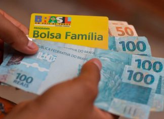 Programa Bolsa Família deve ter valor extra para famílias maiores