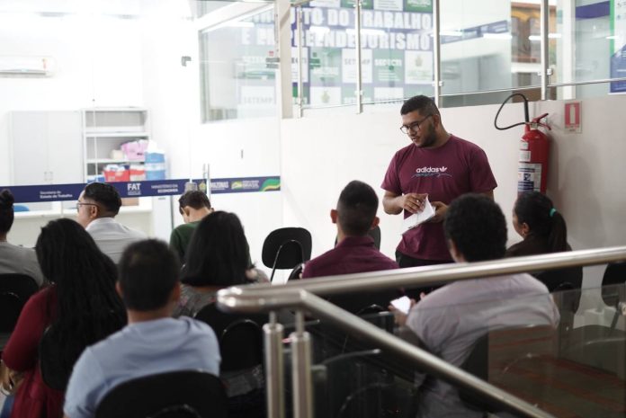 Sine AM anuncia 59 vagas de emprego em diversas áreas