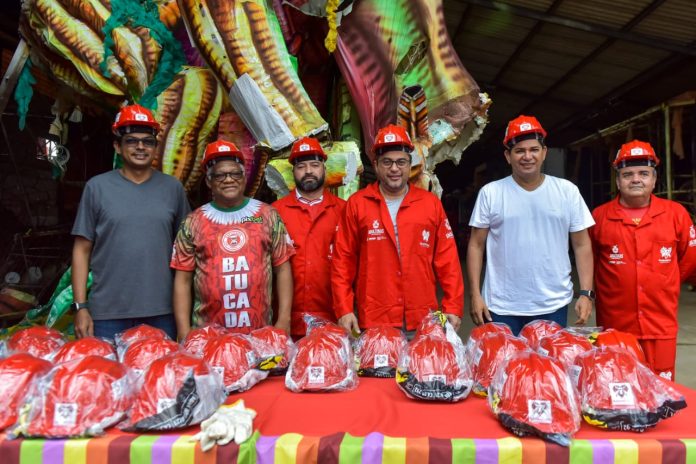Na reabertura dos galpões de Garantido e Caprichoso, Wilson Lima reforça o compromisso com Festival de Parintins