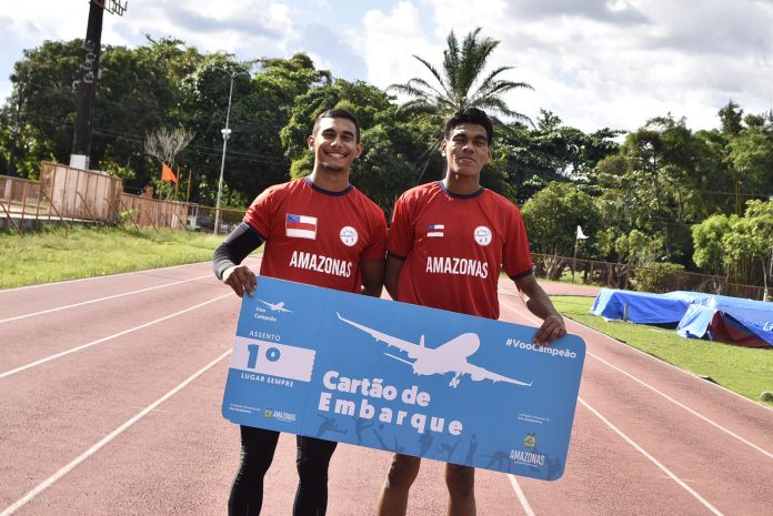 SEDEL - Os atletas medalhistas, Temístocles Paraizo, de 20 anos, e Ricardo Alvarez, 19, embarcam para Recife, em Pernambuco, para representar o Amazonas FOTO Mauro Neto